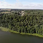Kaszuby, Dom Kaszubski Nad Jeziorem Danielowa Dolina