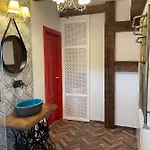 Kaszuby, Dom Kaszubski Nad Jeziorem Danielowa Dolina 度假居