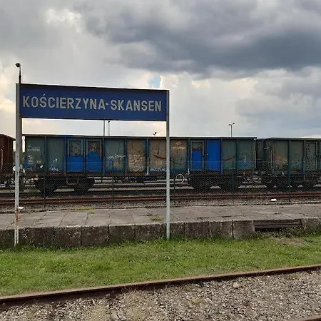 Kaszuby, Dom Kaszubski Nad Jeziorem Danielowa Dolina