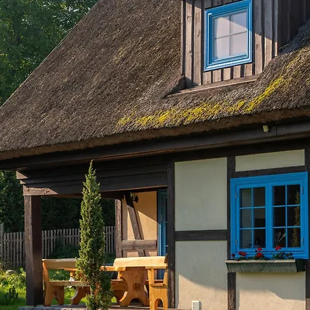 Prázdninový dům Kaszuby, Dom Kaszubski Nad Jeziorem Danielowa Dolina Szymbark (Pomerania)