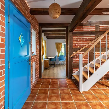 Casa vacanze Kaszuby, Dom Kaszubski Nad Jeziorem Danielowa Dolina Szymbark (Pomerania)