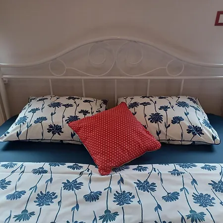 Kaszuby, Dom Kaszubski Nad Jeziorem Danielowa Dolina Casa vacanze *
