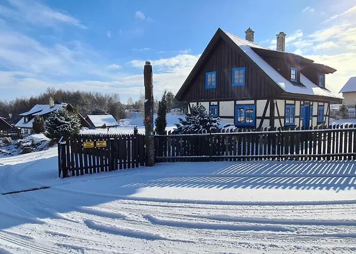 Prázdninový dům Kaszuby, Dom Kaszubski Nad Jeziorem Danielowa Dolina Szymbark (Pomerania)