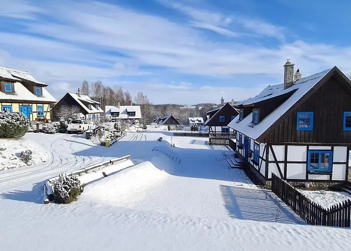 Kaszuby, Dom Kaszubski Nad Jeziorem Danielowa Dolina