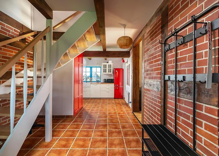 Prázdninový dům Kaszuby, Dom Kaszubski Nad Jeziorem Danielowa Dolina *