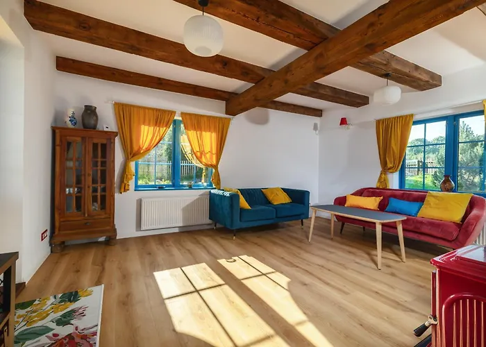 Kaszuby, Dom Kaszubski Nad Jeziorem Danielowa Dolina Prázdninový dům