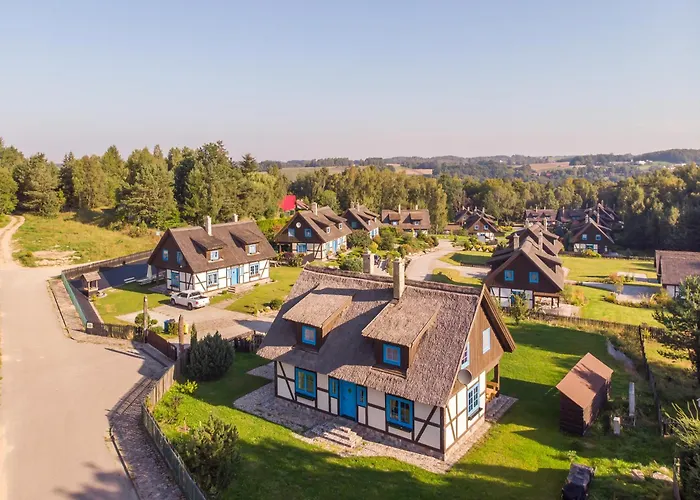 Prázdninový dům Kaszuby, Dom Kaszubski Nad Jeziorem Danielowa Dolina Szymbark (Pomerania)