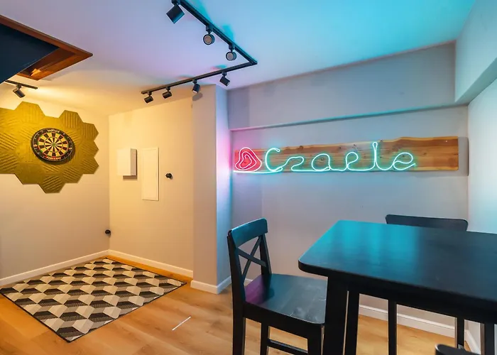 Kaszuby, Dom Kaszubski Nad Jeziorem Danielowa Dolina * Szymbark (Pomerania)