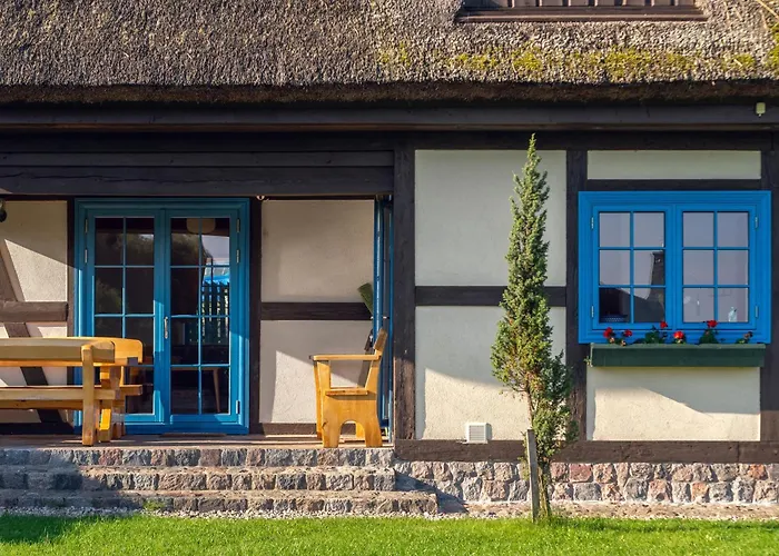 Kaszuby, Dom Kaszubski Nad Jeziorem Danielowa Dolina Prázdninový dům Szymbark (Pomerania)