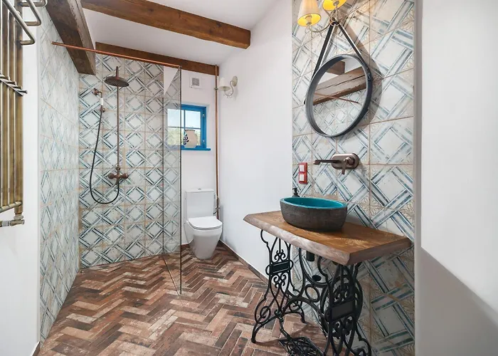 Kaszuby, Dom Kaszubski Nad Jeziorem Danielowa Dolina Szymbark (Pomerania)