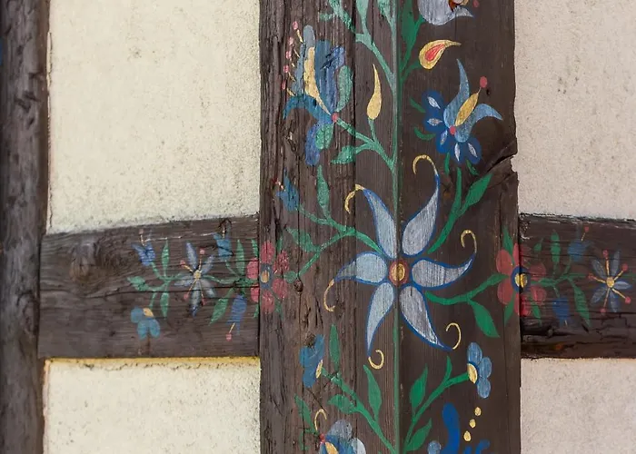 Kaszuby, Dom Kaszubski Nad Jeziorem Danielowa Dolina *