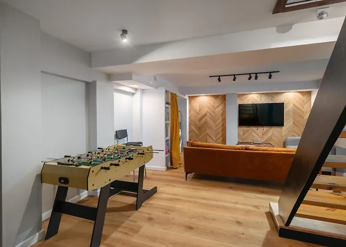 Kaszuby, Dom Kaszubski Nad Jeziorem Danielowa Dolina Szymbark (Pomerania)