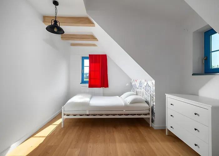 Kaszuby, Dom Kaszubski Nad Jeziorem Danielowa Dolina