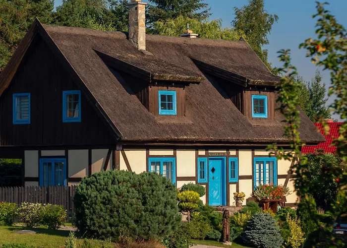 Kaszuby, Dom Kaszubski Nad Jeziorem Danielowa Dolina *