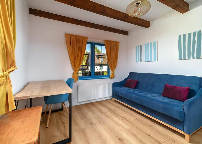 Kaszuby, Dom Kaszubski Nad Jeziorem Danielowa Dolina Prázdninový dům *