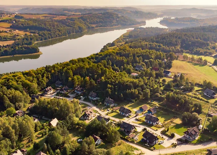Kaszuby, Dom Kaszubski Nad Jeziorem Danielowa Dolina * Szymbark (Pomerania)