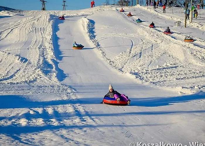 Kaszuby, Dom Kaszubski Nad Jeziorem Danielowa Dolina * Szymbark (Pomerania)
