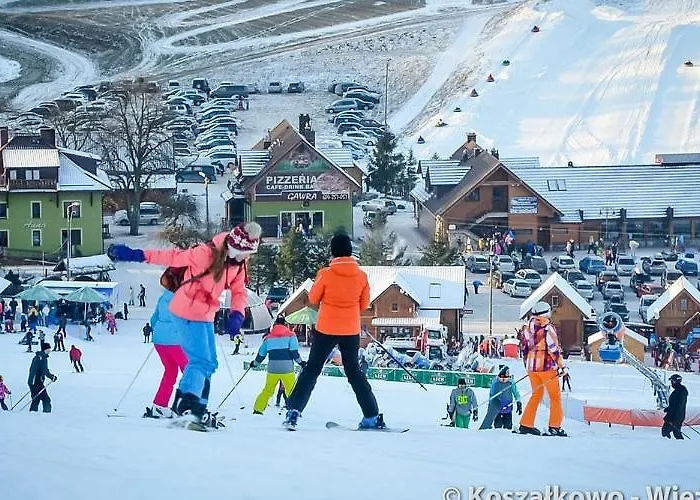 Kaszuby, Dom Kaszubski Nad Jeziorem Danielowa Dolina